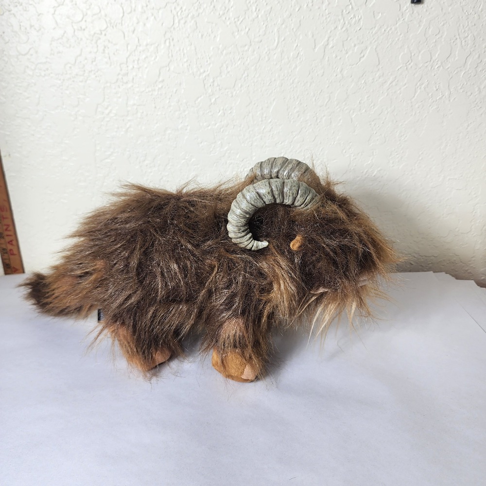 Star Wars Galaxy's Edge Bantha Plush Disney Parks Shaggy Brown Creature Toy
